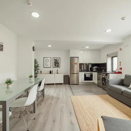 Amazing By Hosty Holiday home *