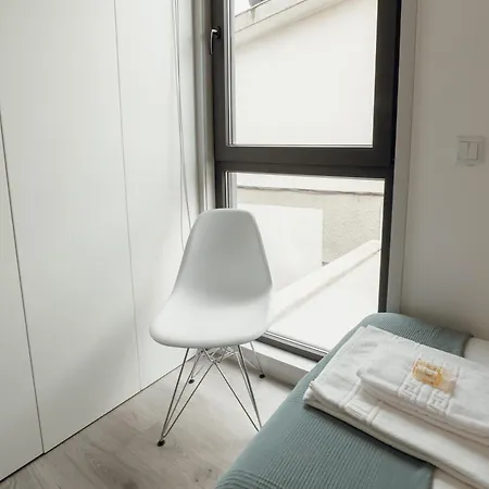 Amazing By Hosty * ポルト